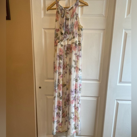 Women’s Floral Maxi Dress (wedding guest) - Picture 8 of 8